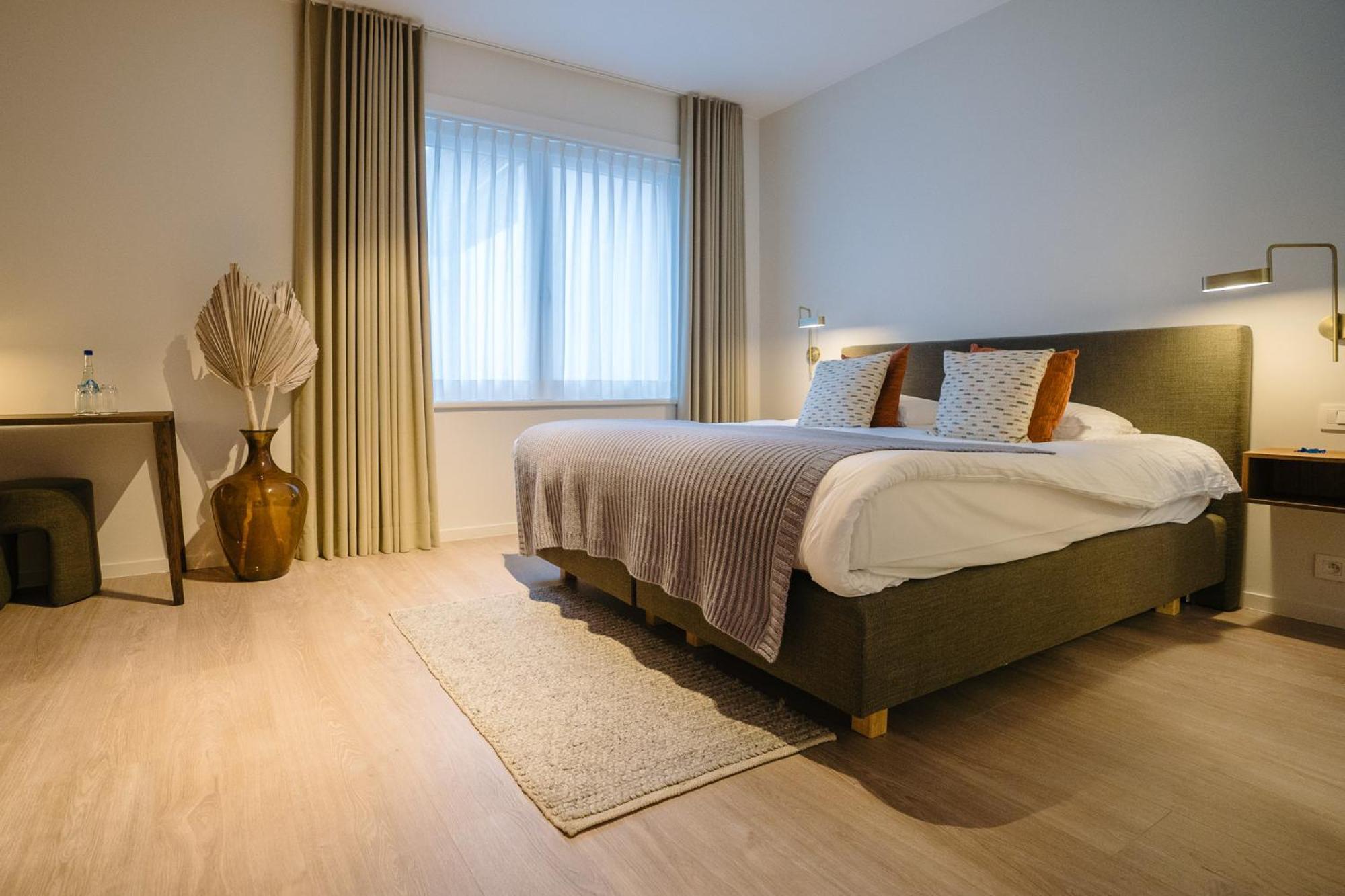 Hotel Du Bassin ออสเทนด์ ภายนอก รูปภาพ
